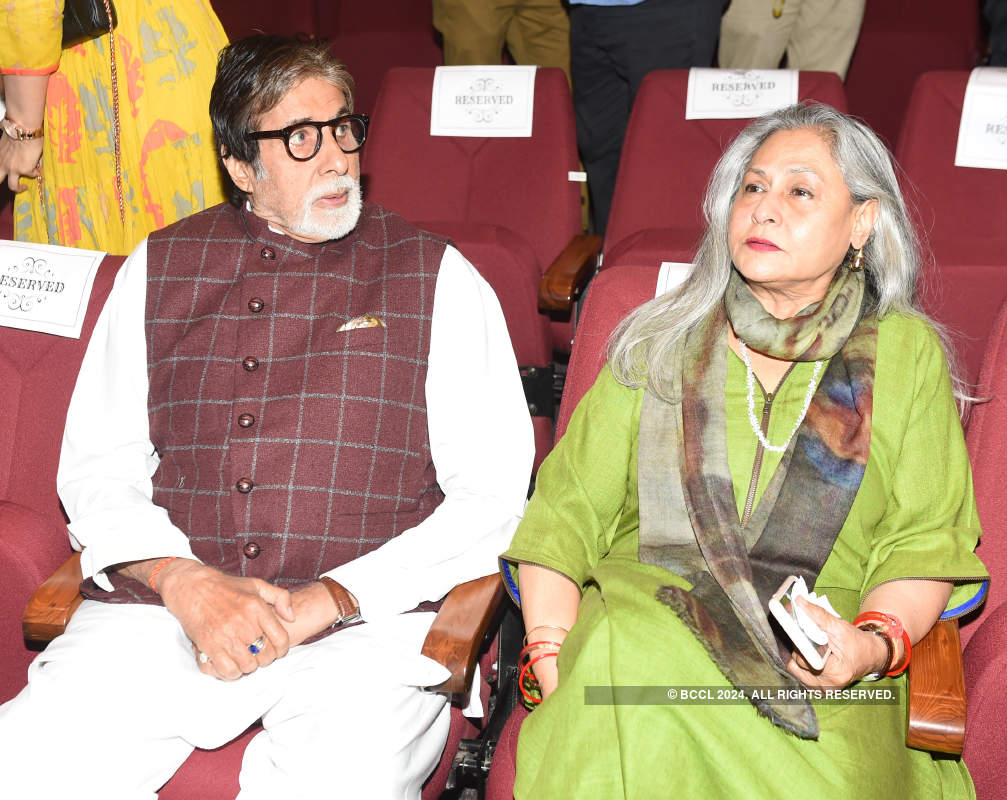 Amitabh and Shweta Bachchan launch Dr Jaishree Sharad's book