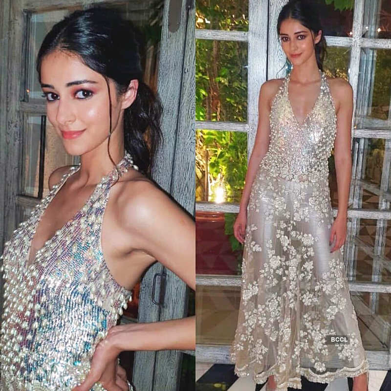 Inside pictures from Ananya Panday’s midnight birthday celebration