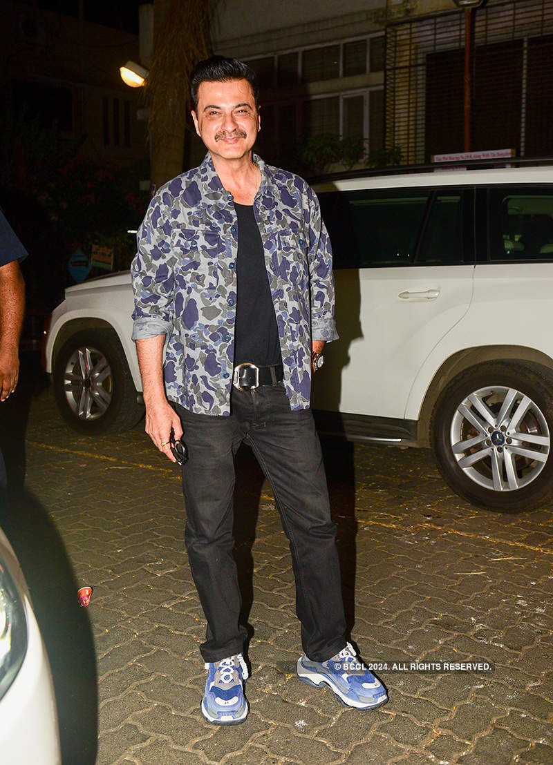 B-Town celebs attend Karwa Chauth celebrations at Anil Kapoor’s residence