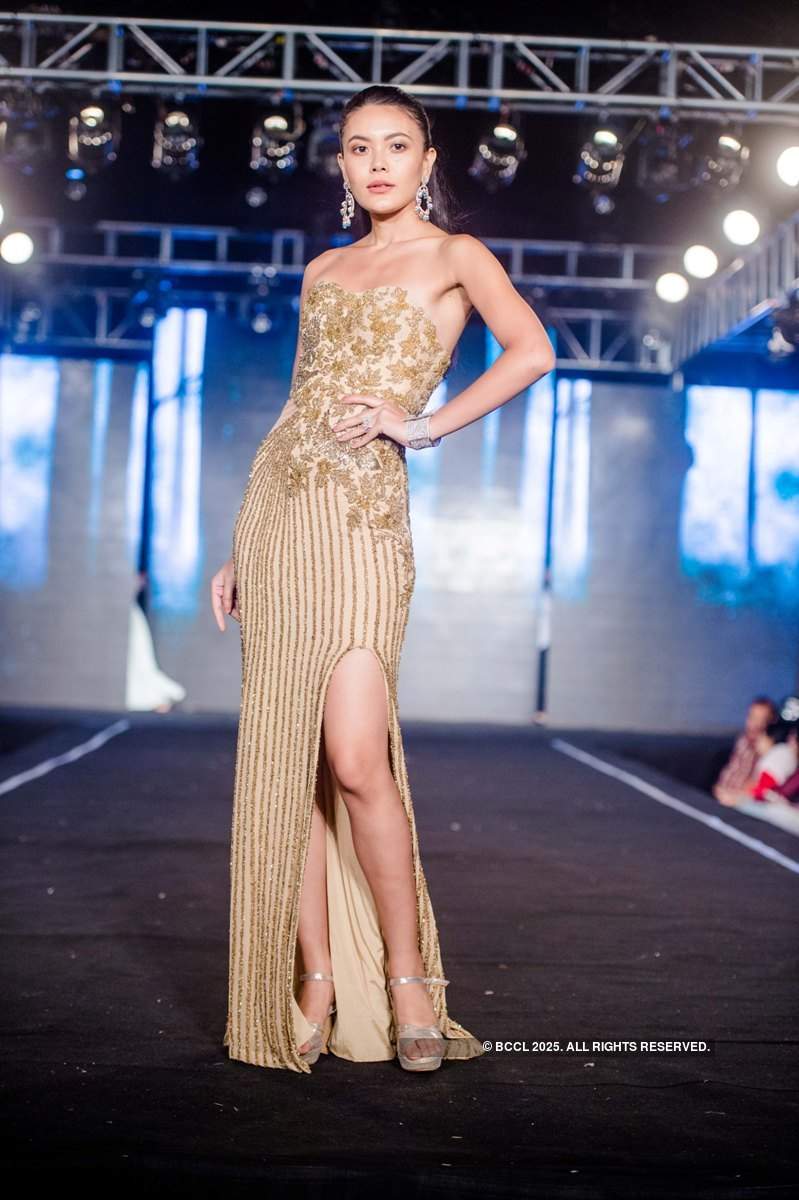 Designer Sonakshi Raaj showcases at The Wedding Junction Show