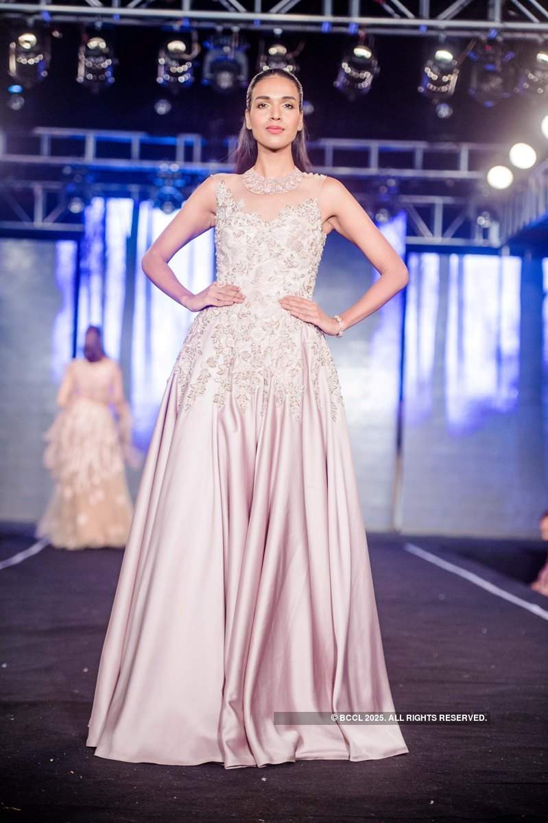 Designer Sonakshi Raaj showcases at The Wedding Junction Show