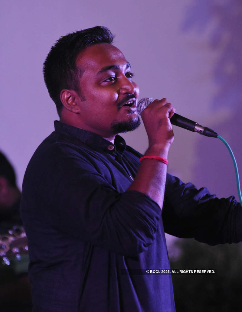 Bangla band Shnuopoka releases its first album