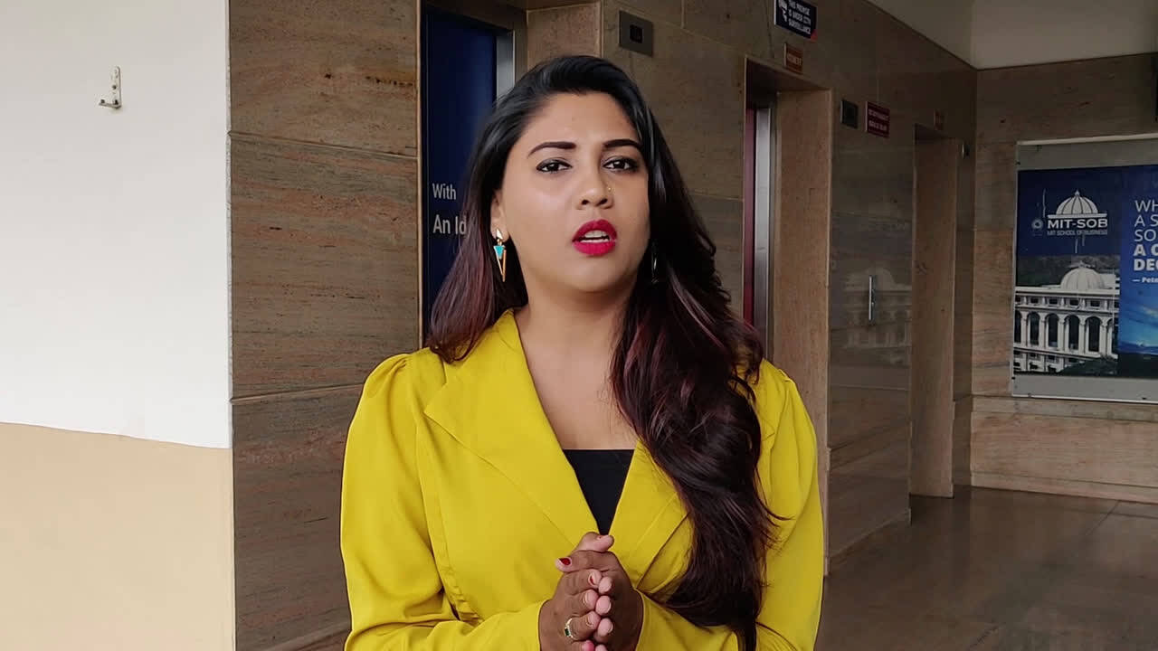 Lets have a pollution free diwali, says Puja Purandare