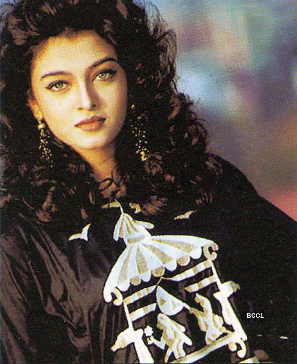 These rare & candid pictures prove that Aishwarya Rai Bachchan is a ...