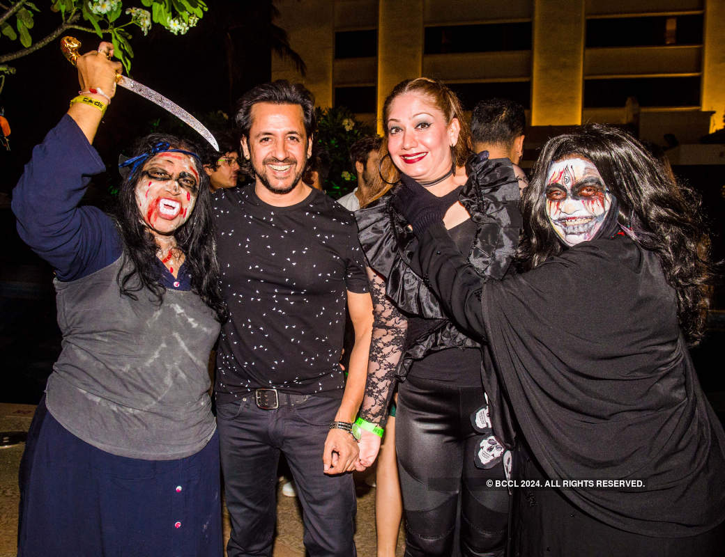 TV celebs attend Mayank Gandhi's Halloween party