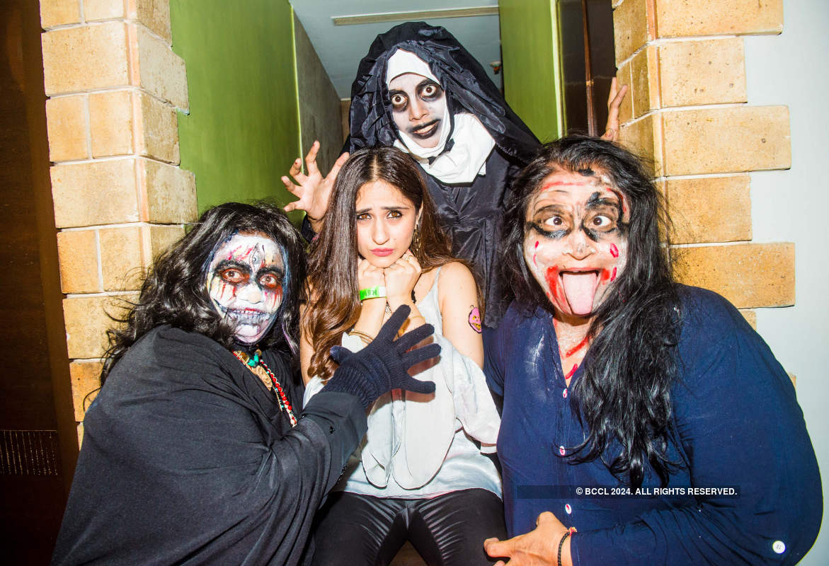 TV celebs attend Mayank Gandhi's Halloween party