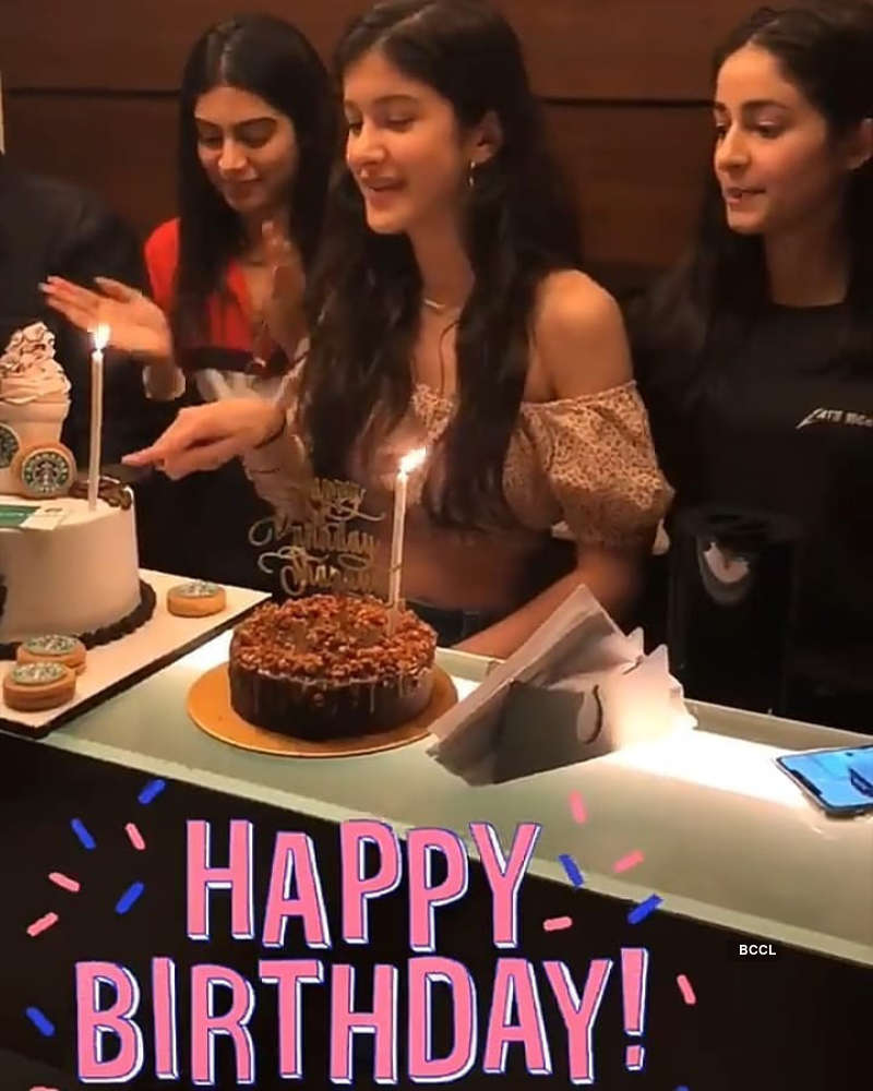 Shanaya Kapoor rings in her birthday with Janhvi Kapoor, Suhana Khan and Arjun Kapoor
