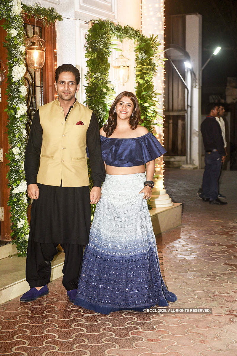 Rumoured couples Arbaaz-Giorgia & Sushmita-Rohman light up Shilpa Shetty’s Diwali party