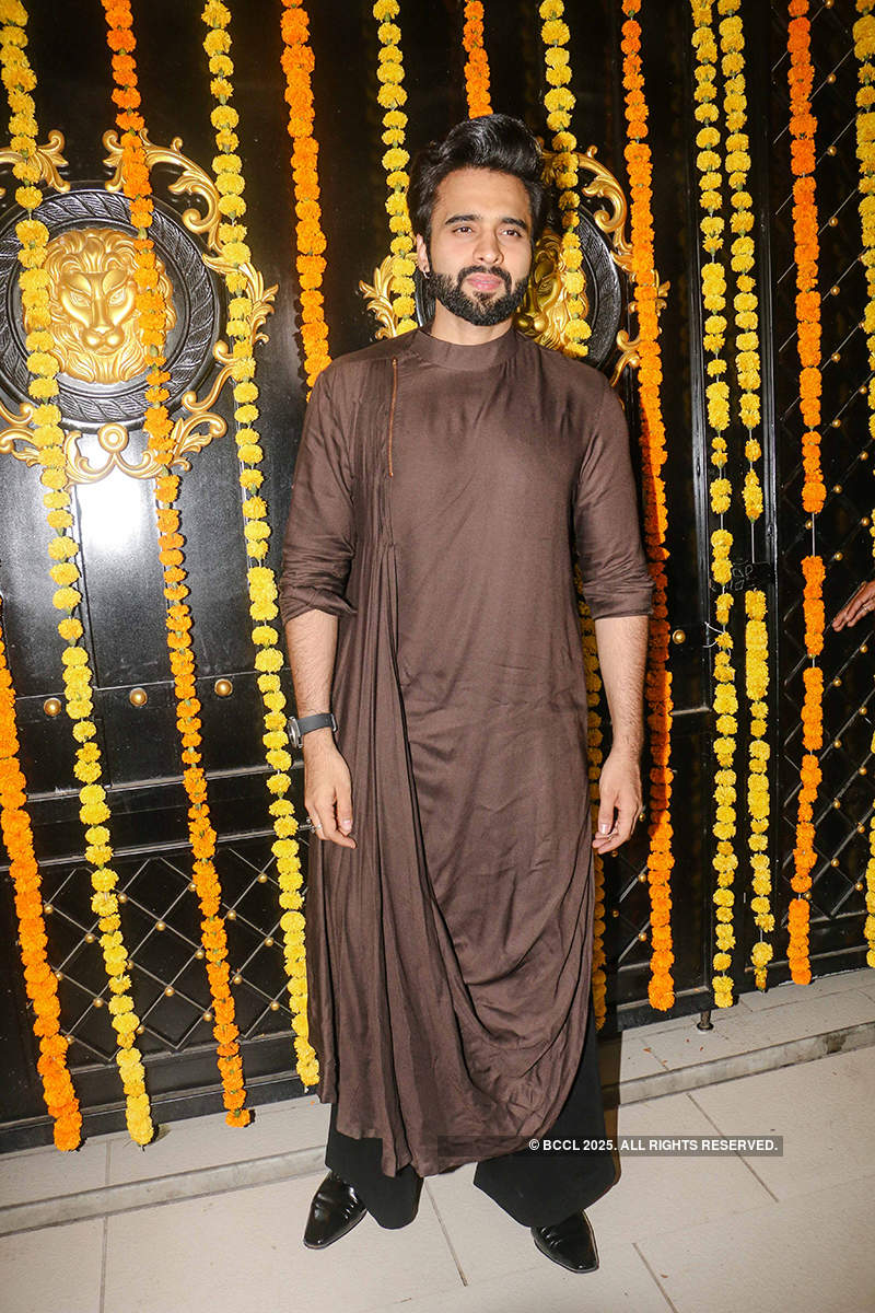 B-Town celebs and TV stars come in full attendance at Ekta Kapoor’s Diwali party