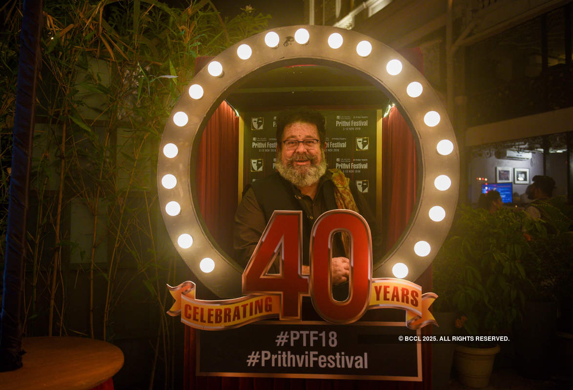 Bollywood celebs come in full attendance at Prithvi Theatre Festival 2018