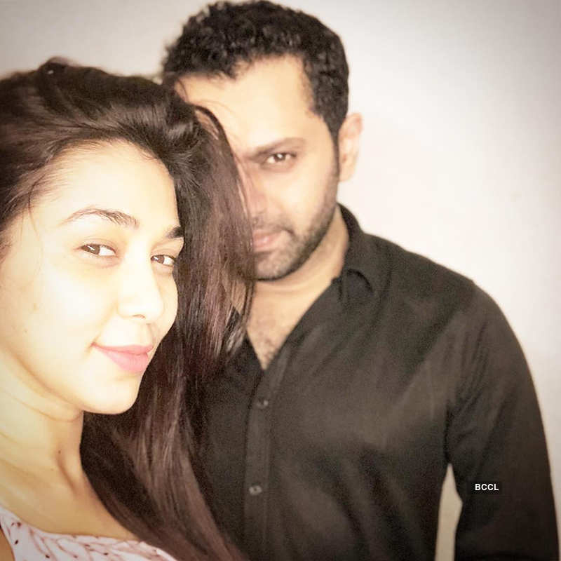 Firoza Khan gets engaged to her boyfriend Sohel Khandwani