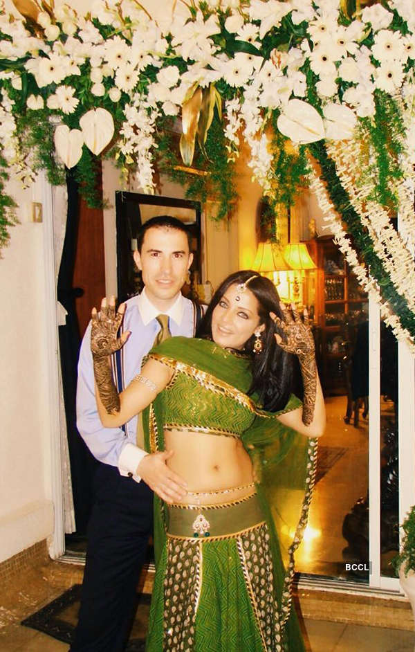 Like Deepika-Ranveer, these Bollywood celebrities also got married outside India