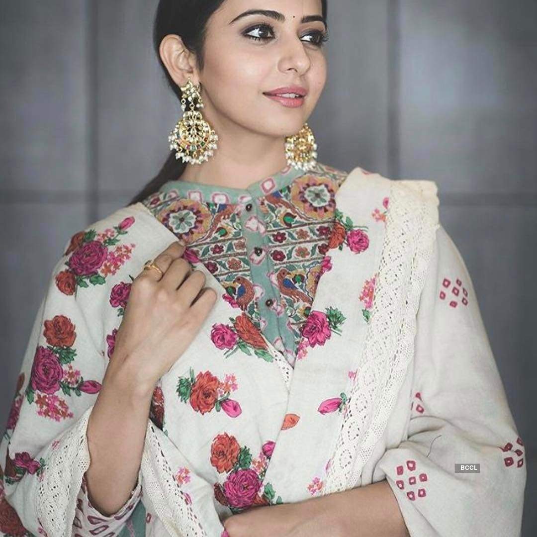 Beautiful photos of the versatile actress Rakul Preet Singh...