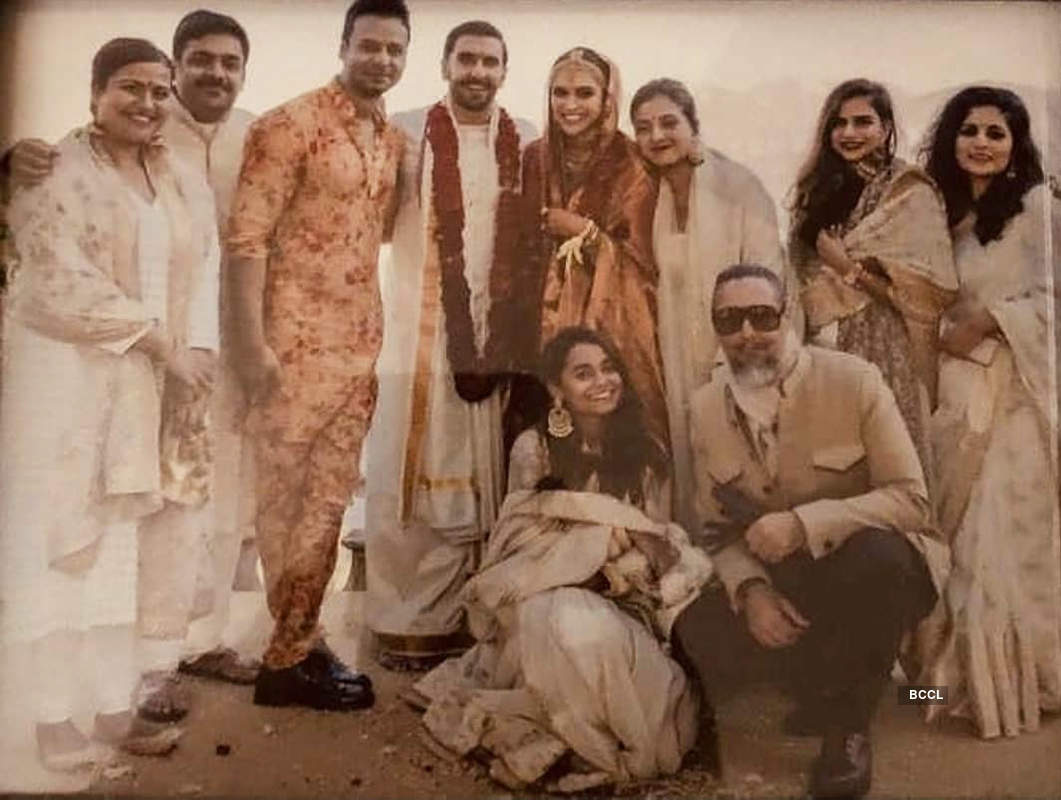 Unseen wedding pictures of Deepika Padukone and Ranveer Singh raising a toast go viral