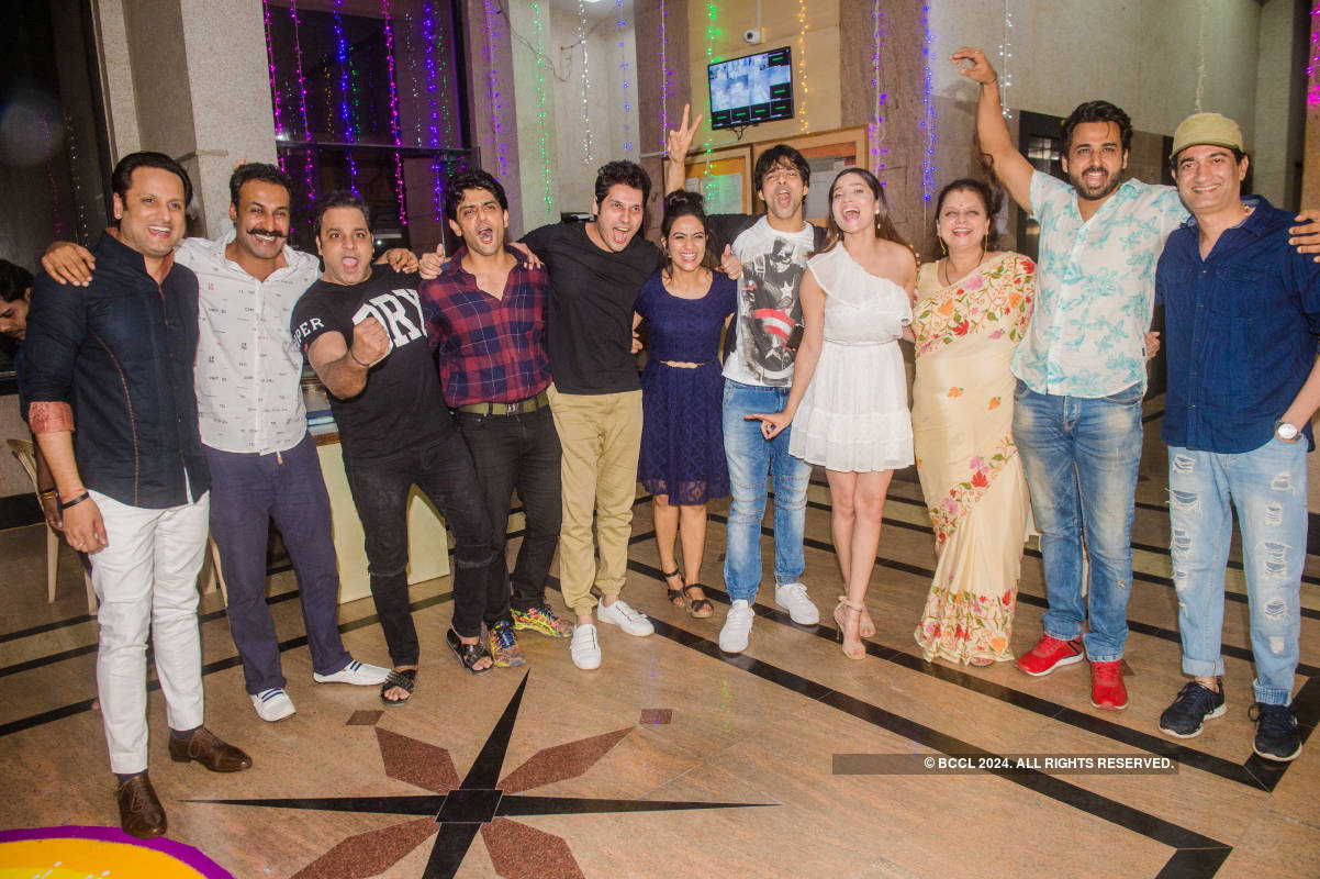 Ankita Lokhande hosts a reunion party with her friends