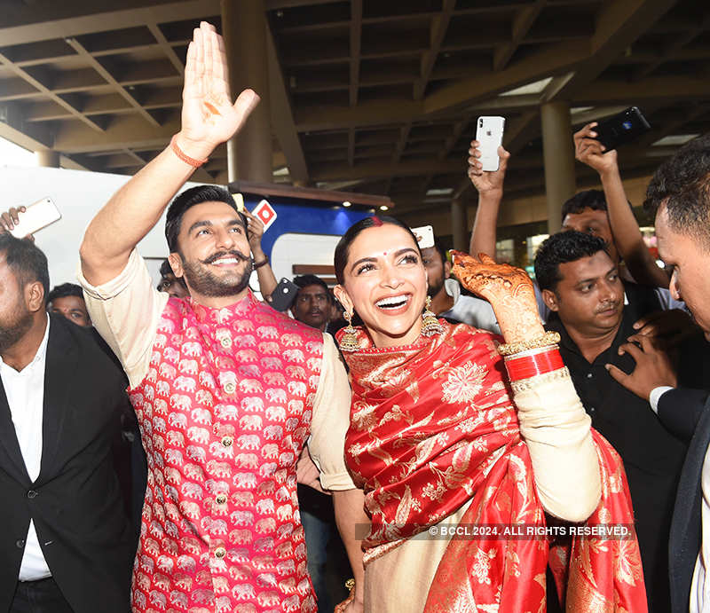 Deepika Padukone and Ranveer Singh share pictures from their Sindhi wedding ceremony