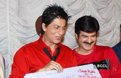 SRK meets 'Khichdi' cast