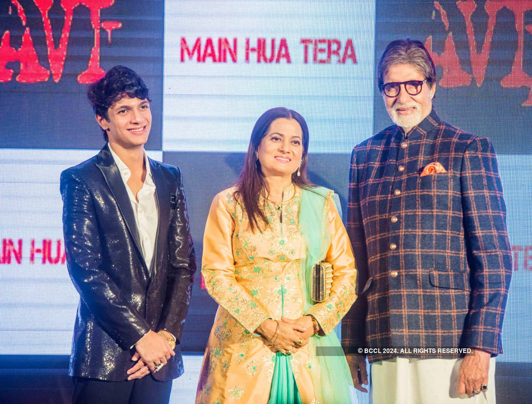 Amitabh Bachchan unveils Aadesh Shrivastava's son Avitesh’s song ‘Main Hua Tera’