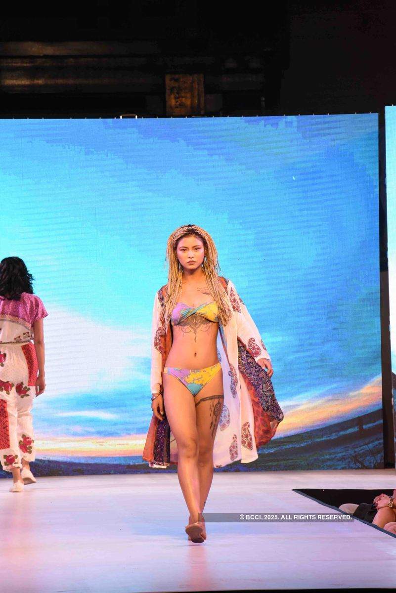 Rina Dhaka: Delhi Times India Showcase Week 2018 - Day 1