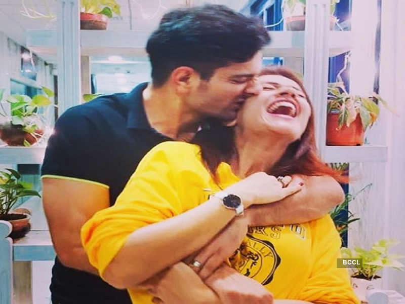 Siddhanth Karnick and Megha Gupta's PDA moment is too adorable