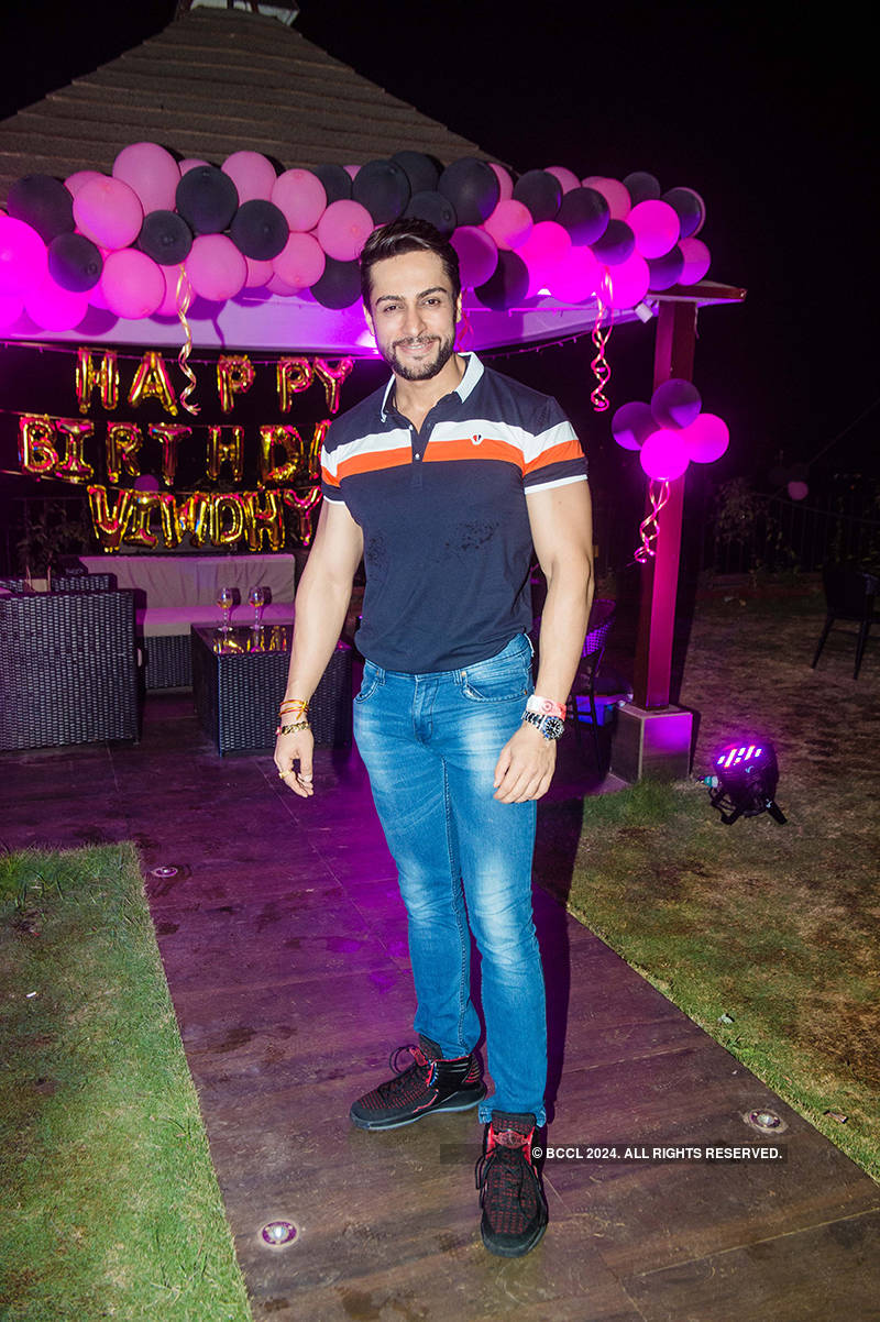 Vindhya Tiwary’s starry birthday party