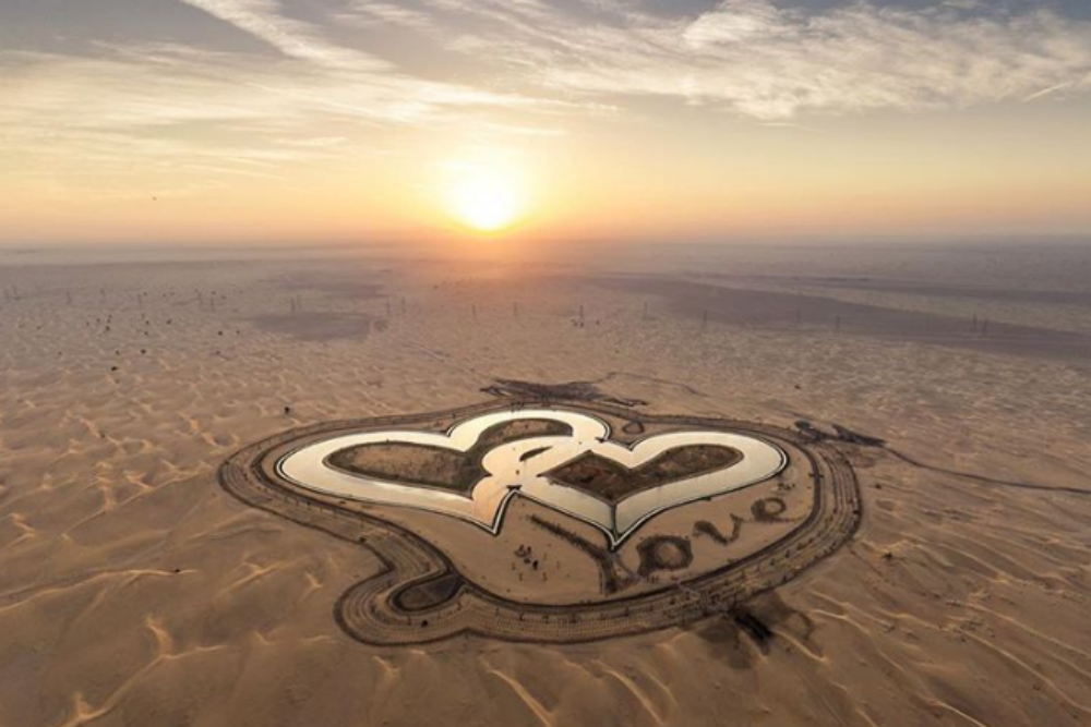Places to visit in Dubai | Heart shaped lakes in Dubai | Times of India  Travel