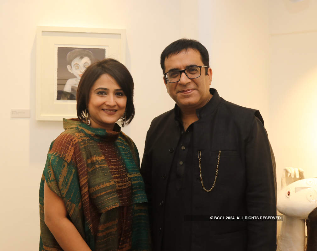 Celebs attend the launch of artist Shuvaprasanna's exhibition