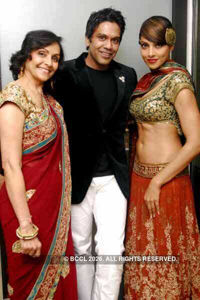 Bipasha's photoshoot for 'Aza'