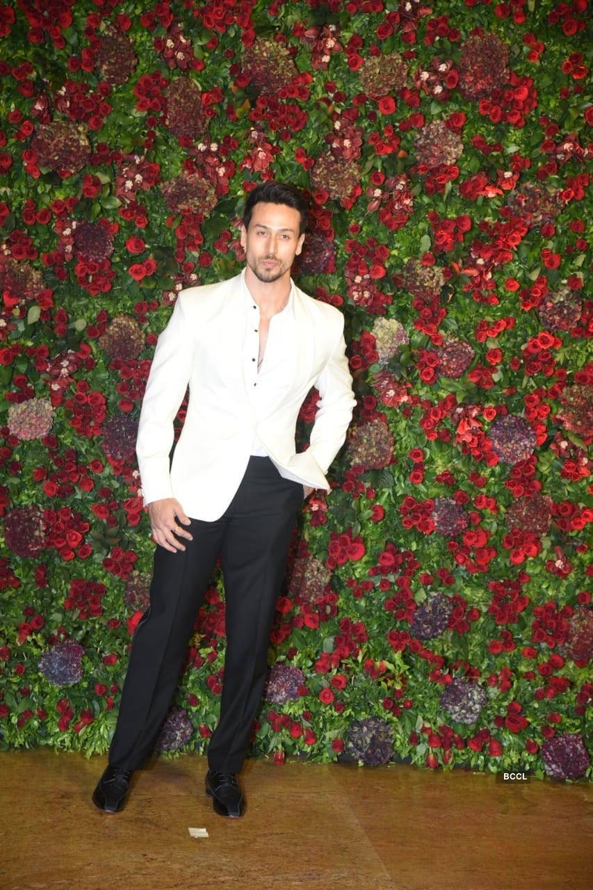 From SRK to Katrina, B-Town stars glam up Ranveer and Deepika’s starry reception