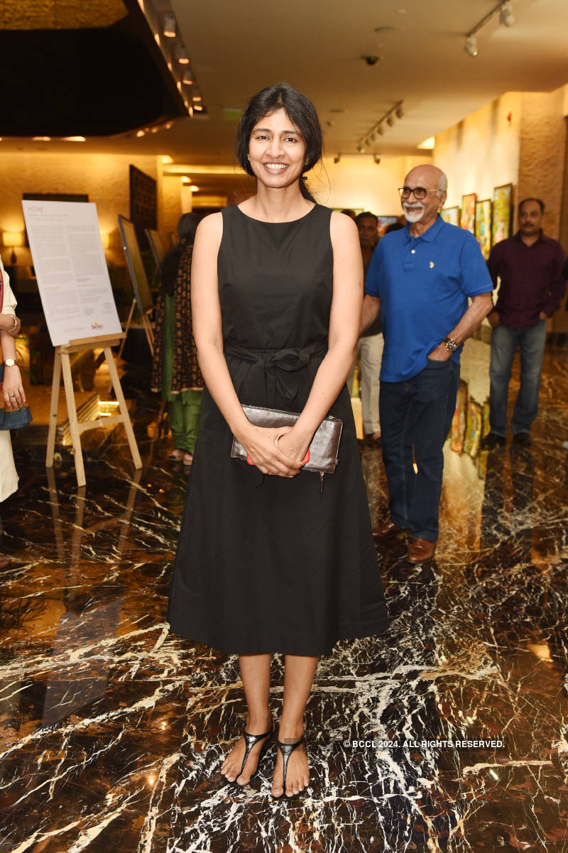 Aditi Rao Hydari attends Vallery Puri's art exhibition