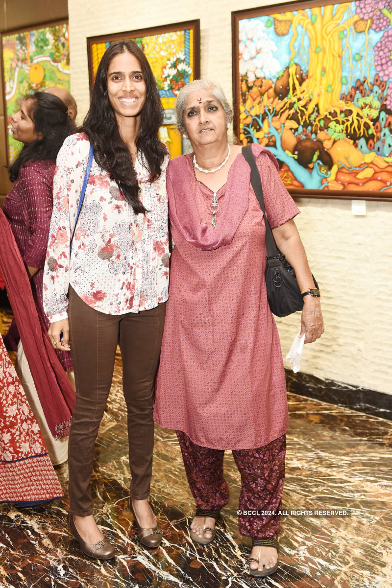 Aditi Rao Hydari attends Vallery Puri's art exhibition