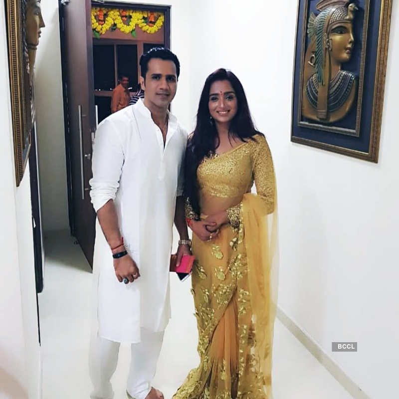 Parul Chauhan ties the knot with Chirag Thakkar