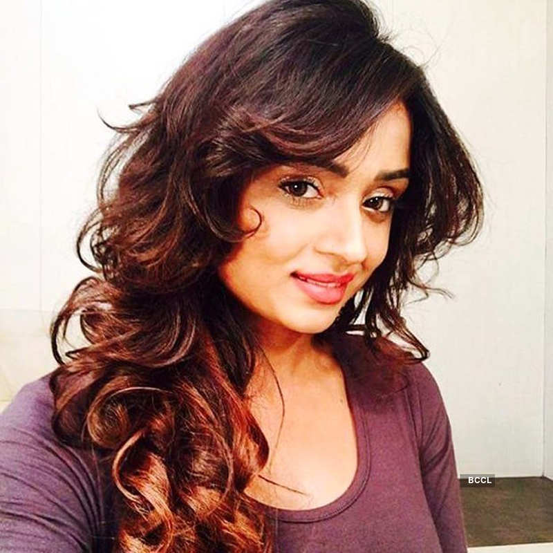 Parul Chauhan ties the knot with Chirag Thakkar