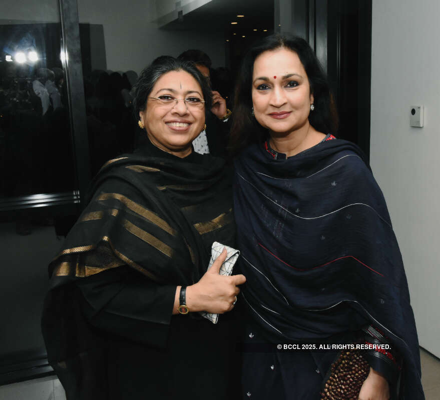 Tanusree Shankar and Madhu Neotia
