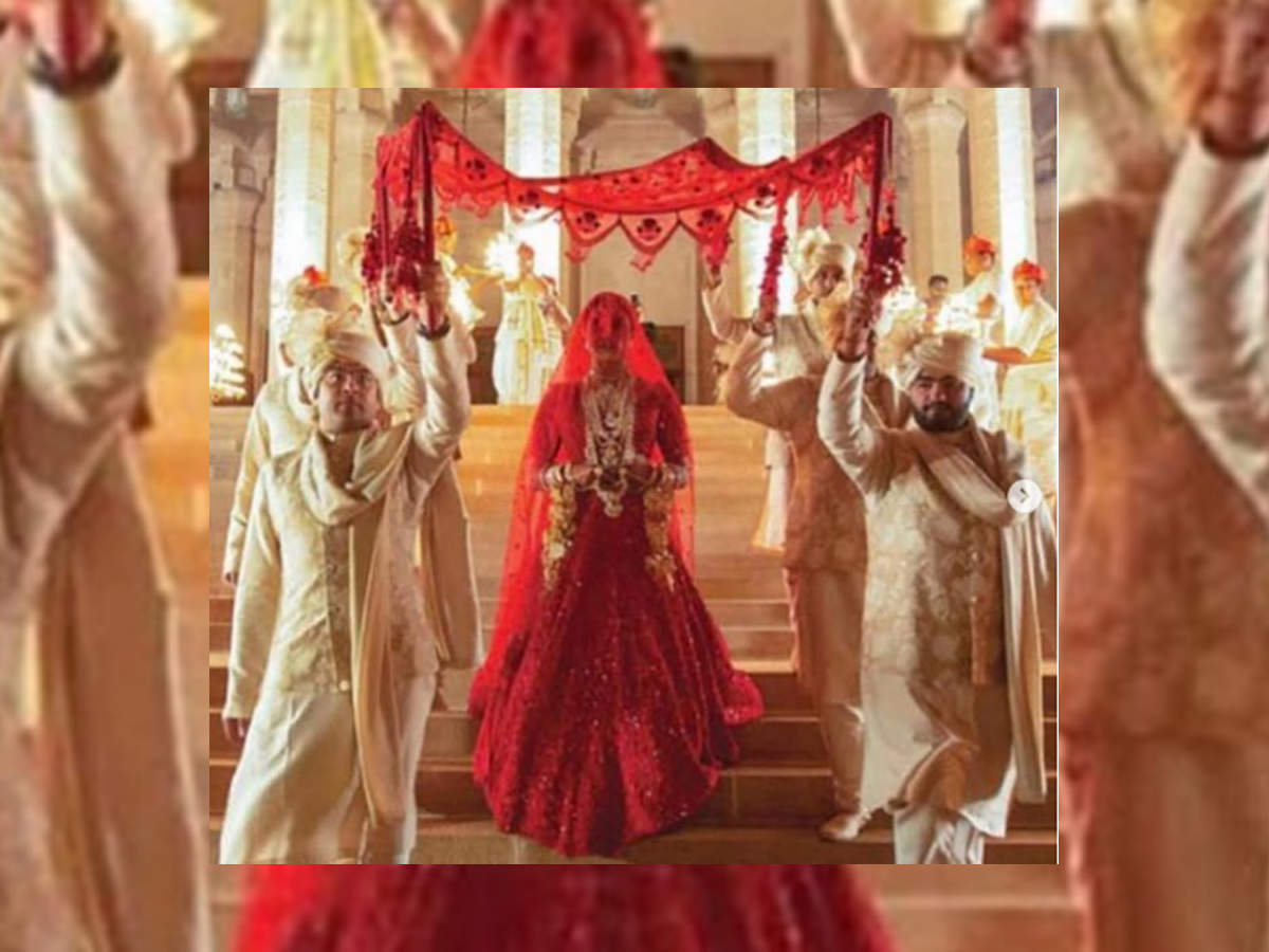 priyanka chopra in red lehenga