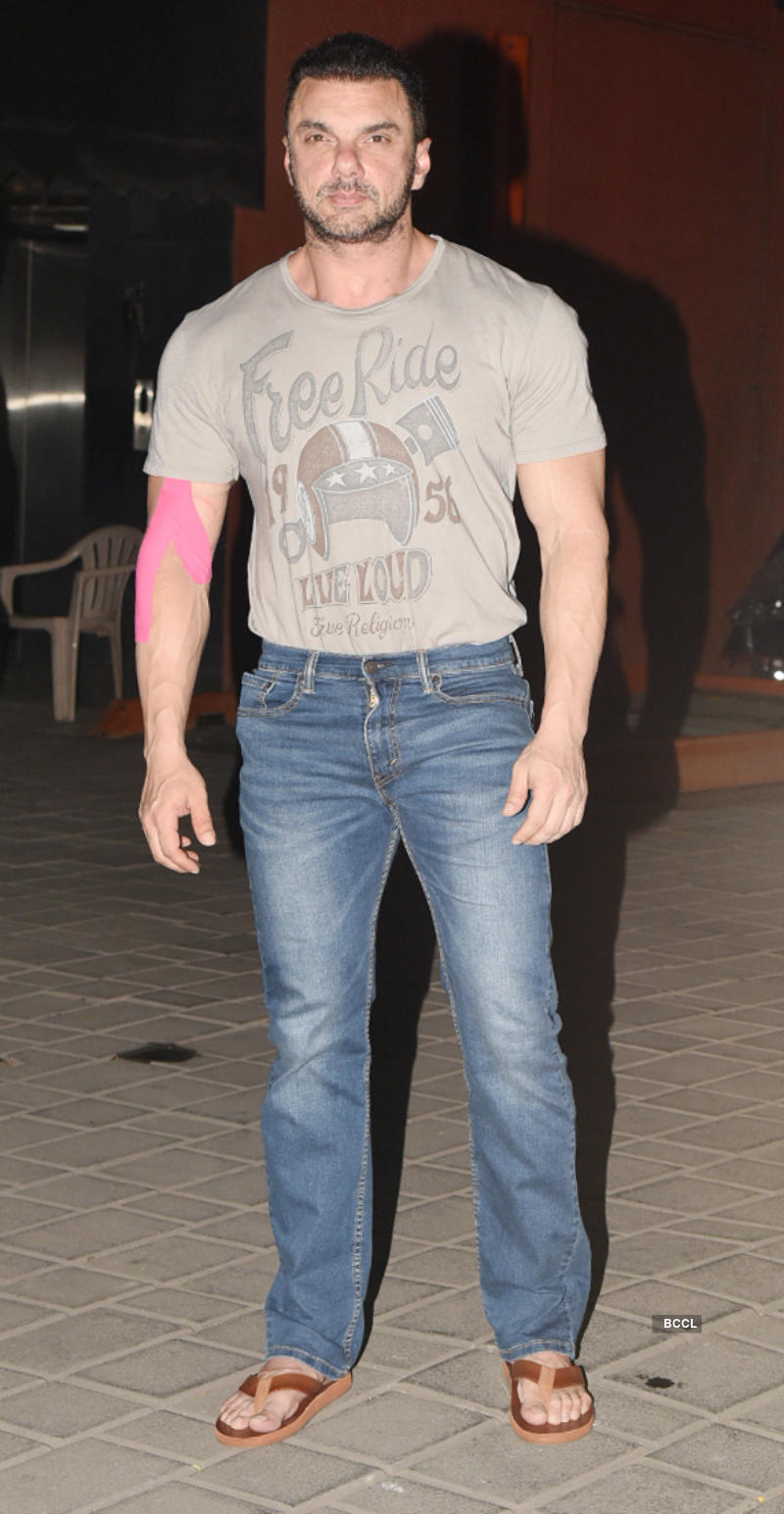 Arbaaz Khan arrives with ex-wife Malaika and GF Giorgia at mother Salma Khan's birthday party