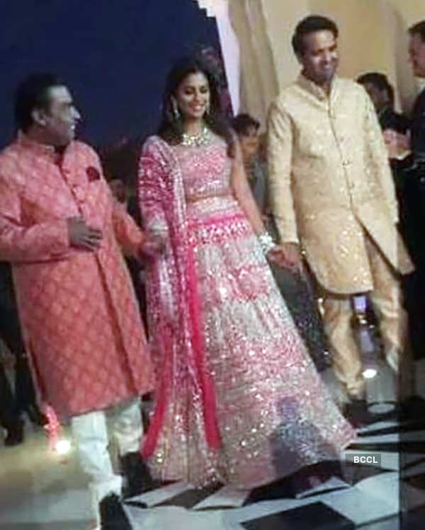 Unseen pictures from Isha Ambani’s star-studded sangeet ceremony