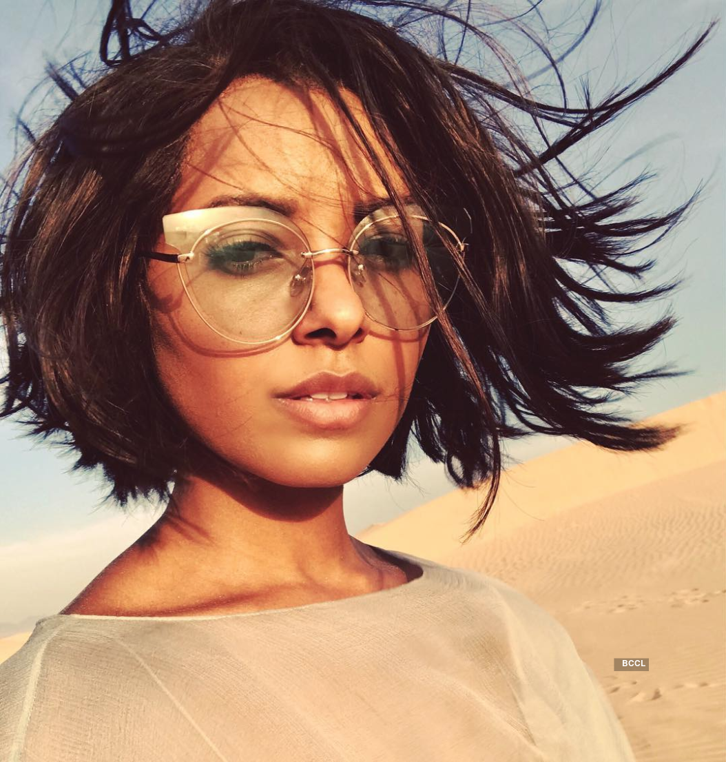 Beautiful pictures of Hollywood singer & actress Kat Graham