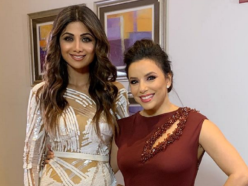 Shilpa Shetty Kundra and Hollywood star Eva Longoria pose for a happy picture