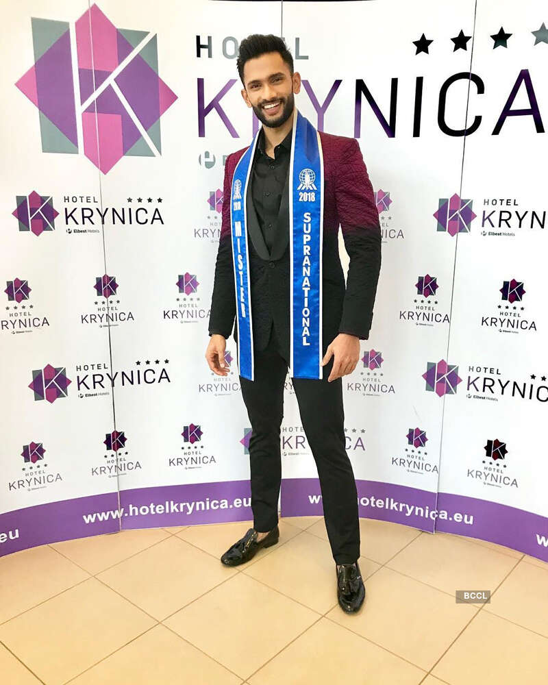 Prathamesh Maulingkar's pictures