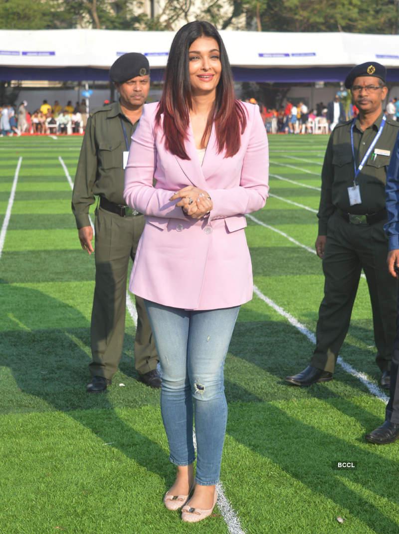 Aishwarya Rai Bachchan supports differently-abled children