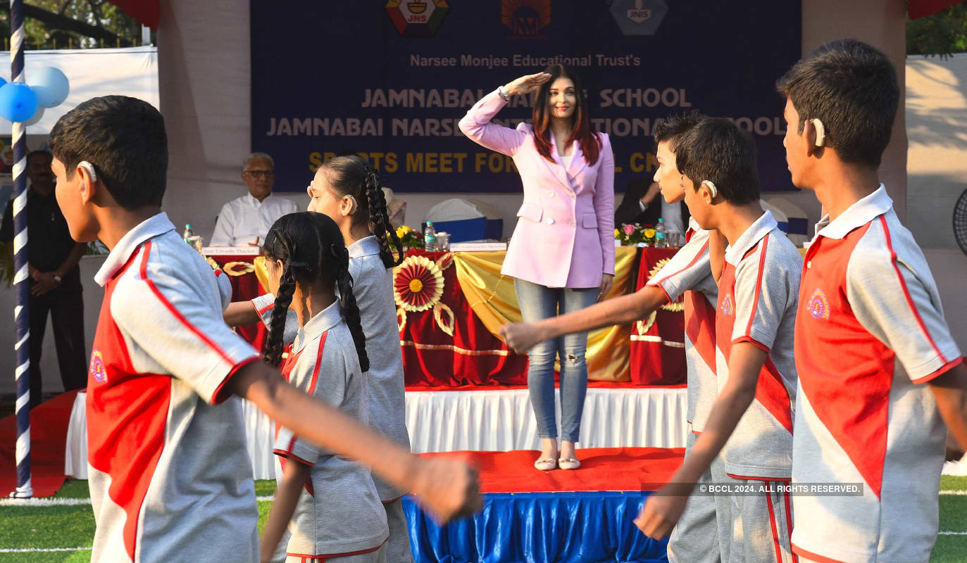 Aishwarya Rai Bachchan supports differently-abled children