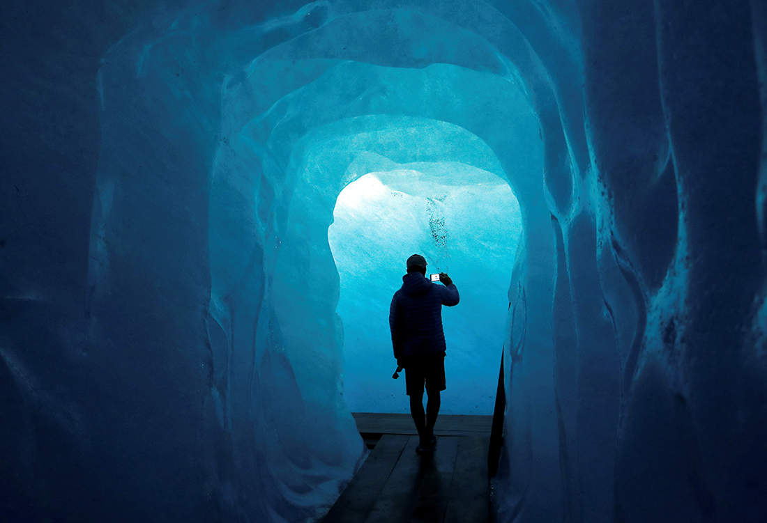 Top 100 pictures from hundred countries in 2018