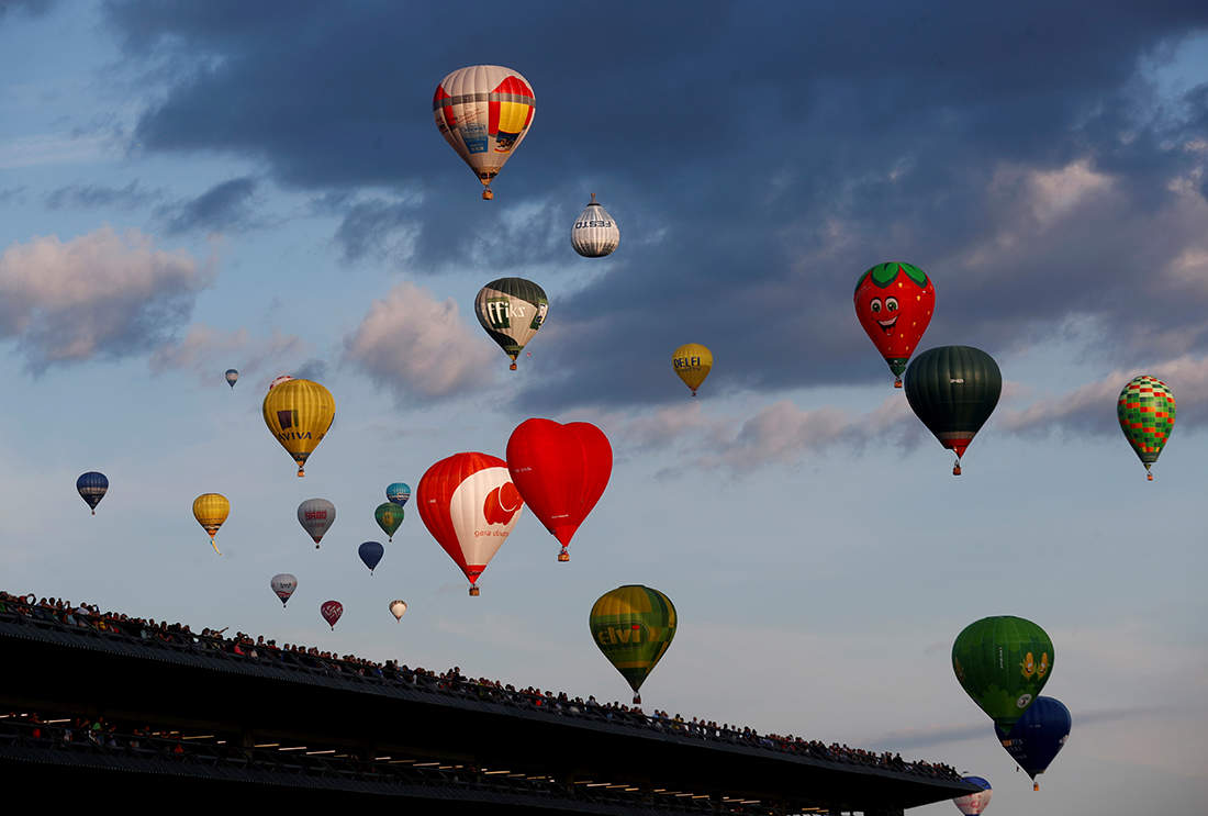 Top 100 pictures from hundred countries in 2018