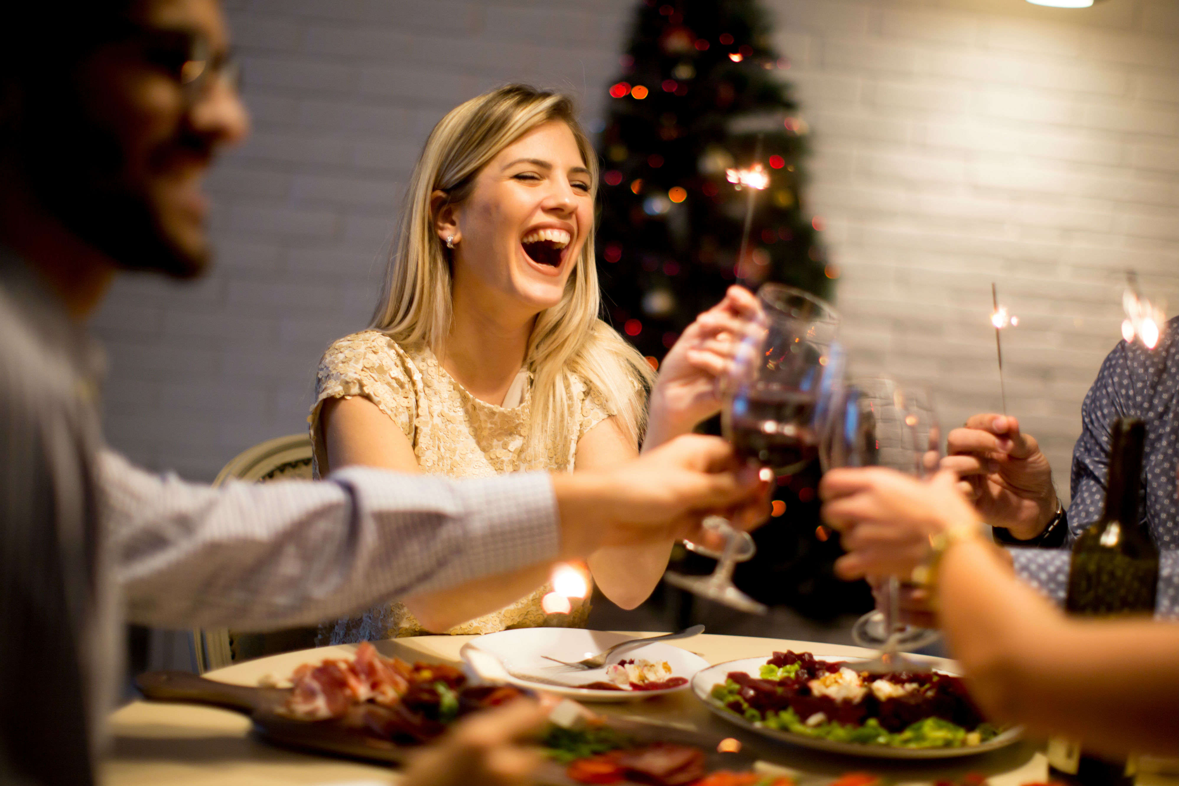 Eating tradition. Friends who celebrating the New year's му.