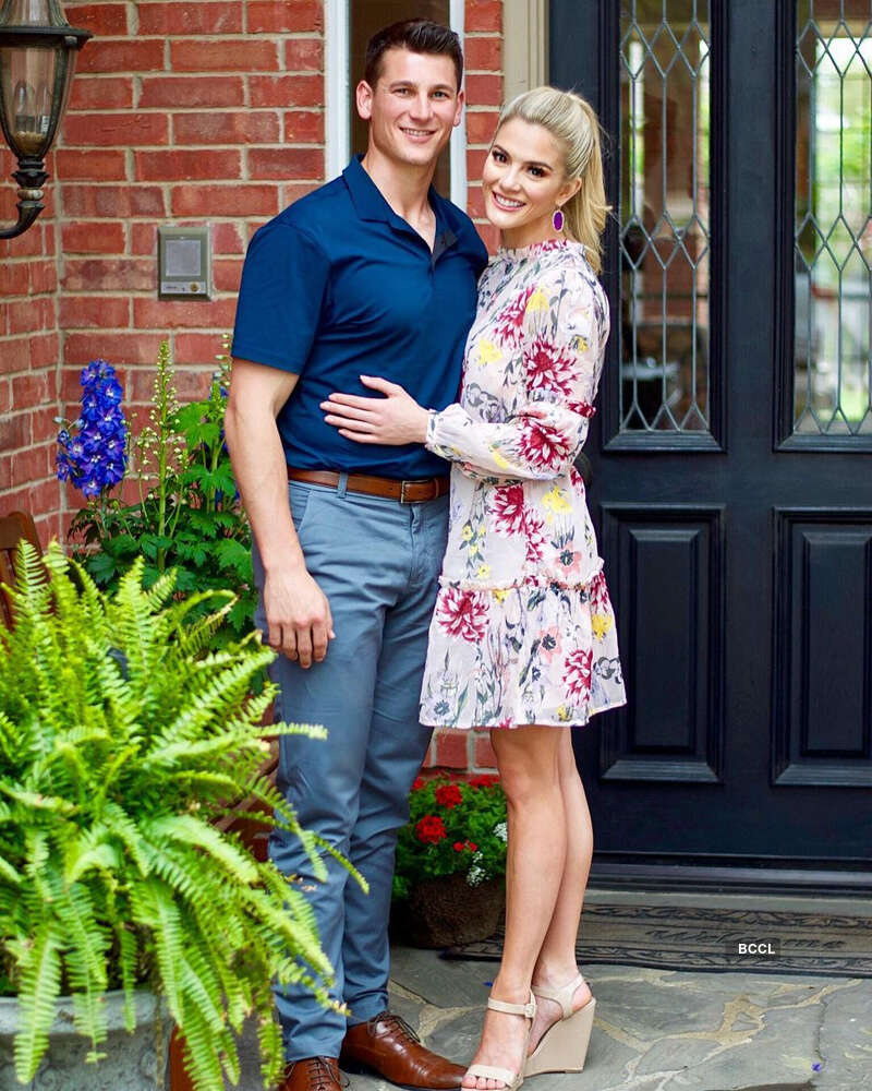 Sarah Rose Summers's pictures