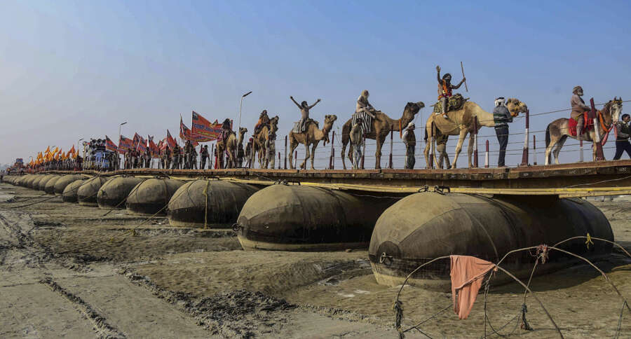 Naga Sadhus make 'royal entry' for Kumbh Mela