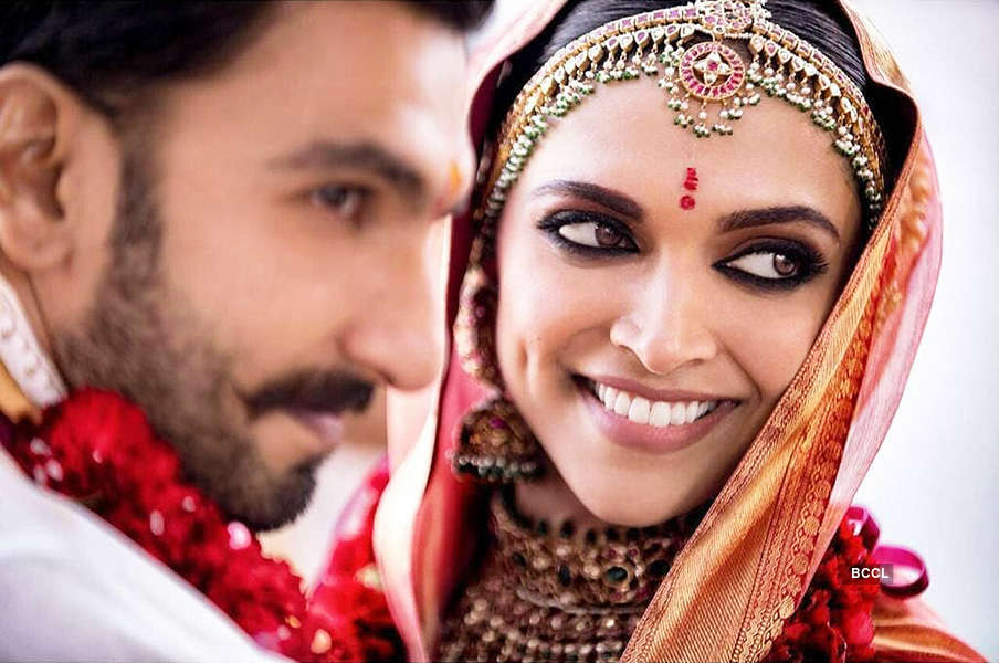 This unseen picture of Deepika Padukone wearing chooda goes viral on the internet