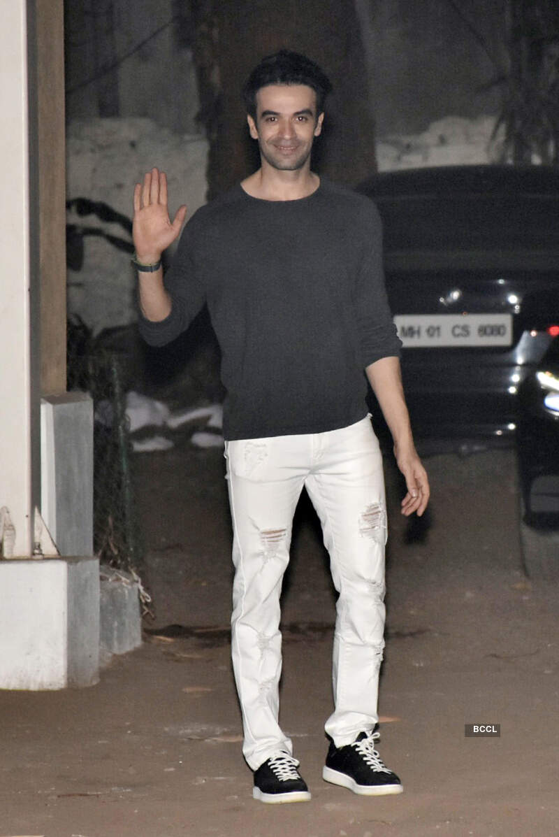 B-Town celebs glam-up Diana Penty's house party