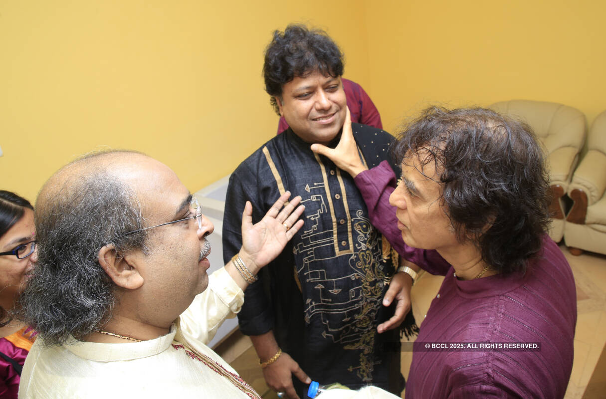 Pt Subhankar Banerjee, Pt Tejendra Narayan Majumdar and Ustad Zakir Hussain